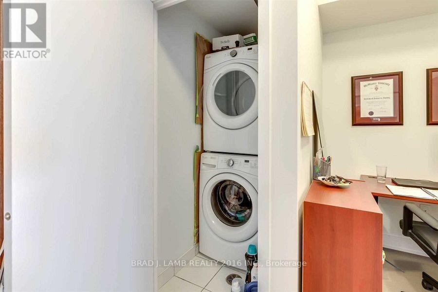 2205 - 20 Shore Breeze Drive, Toronto (Mimico), Ontario  M8V 0C7 - Photo 11 - W12115338