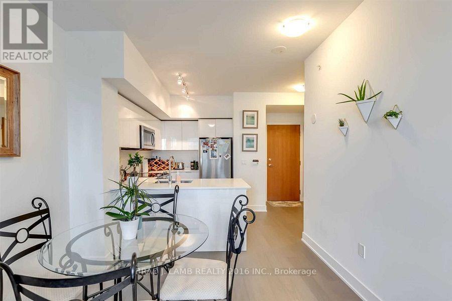 2205 - 20 Shore Breeze Drive, Toronto (Mimico), Ontario  M8V 0C7 - Photo 5 - W12115338