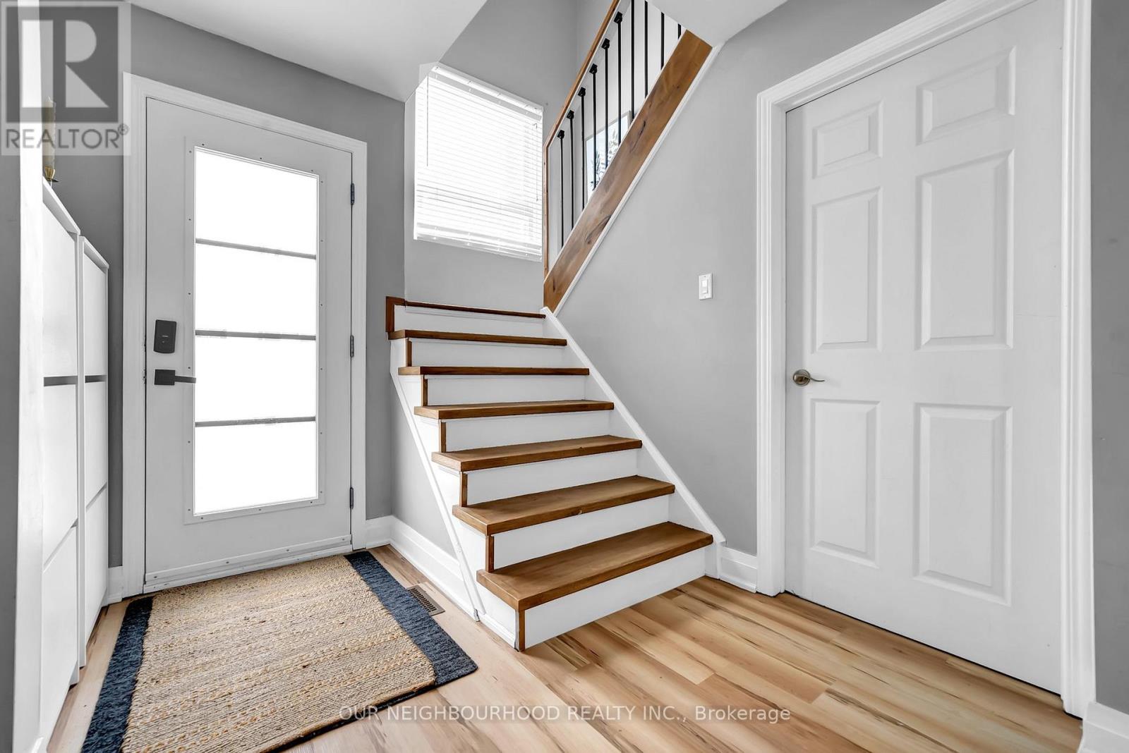 56 Lucas Lane, Ajax, Ontario  L1S 3P8 - Photo 2 - E12115501