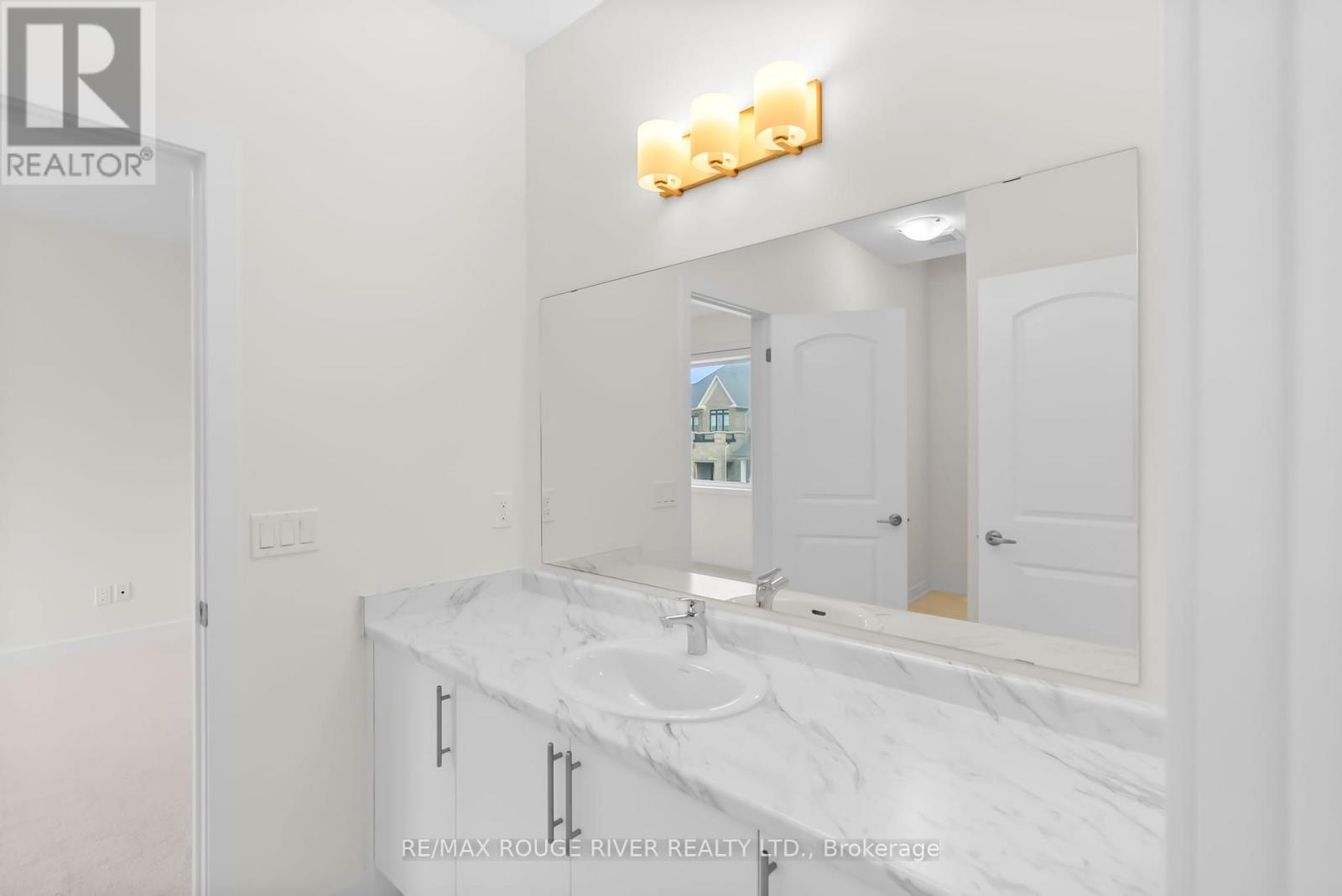 1039 Thompson Drive, Oshawa, Ontario  L1L 0V6 - Photo 15 - E12115518