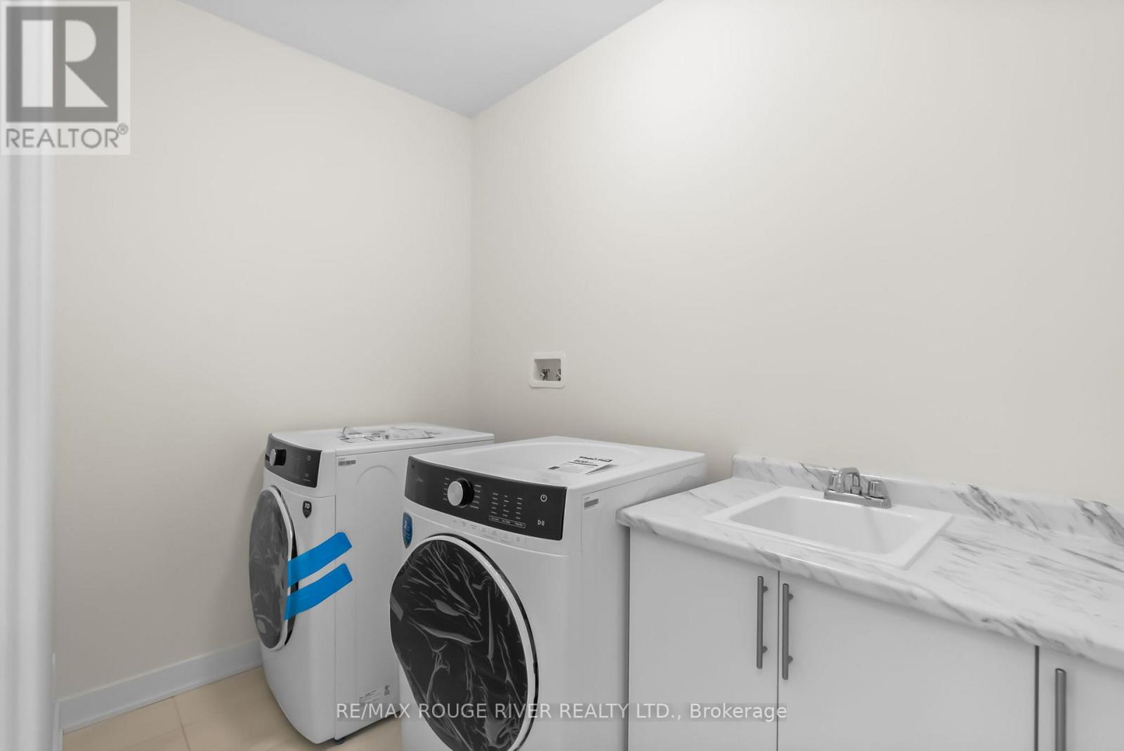 1039 Thompson Drive, Oshawa, Ontario  L1L 0V6 - Photo 19 - E12115518