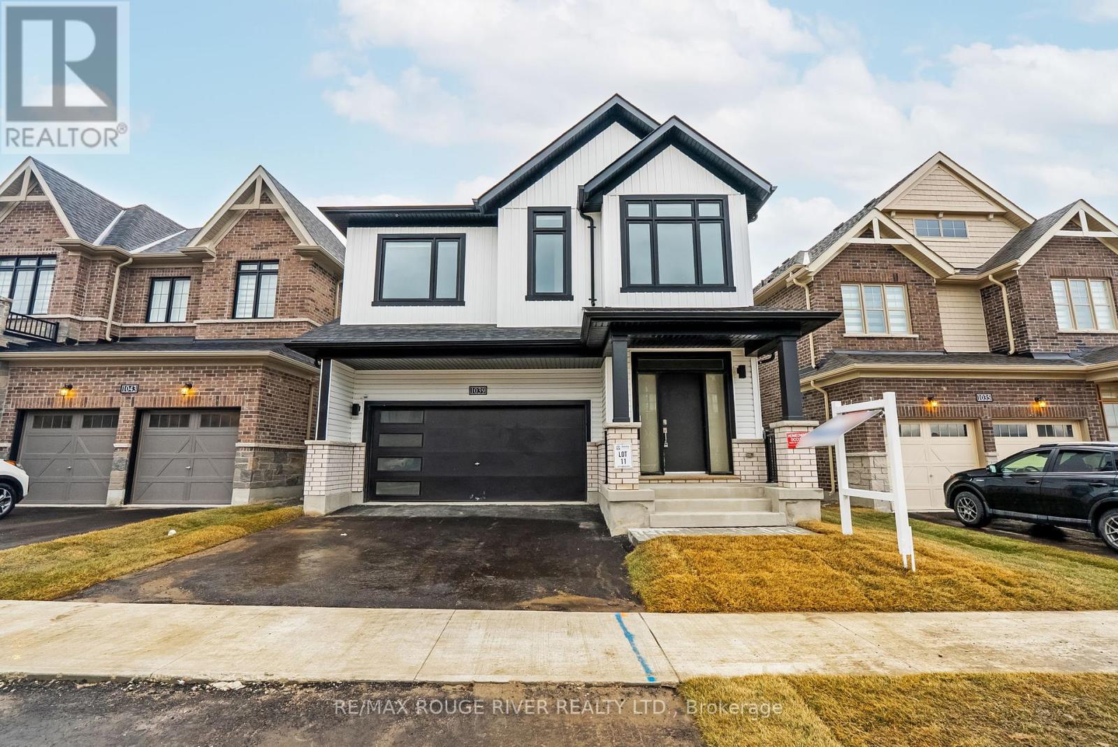 1039 Thompson Drive, Oshawa, Ontario  L1L 0V6 - Photo 2 - E12115518