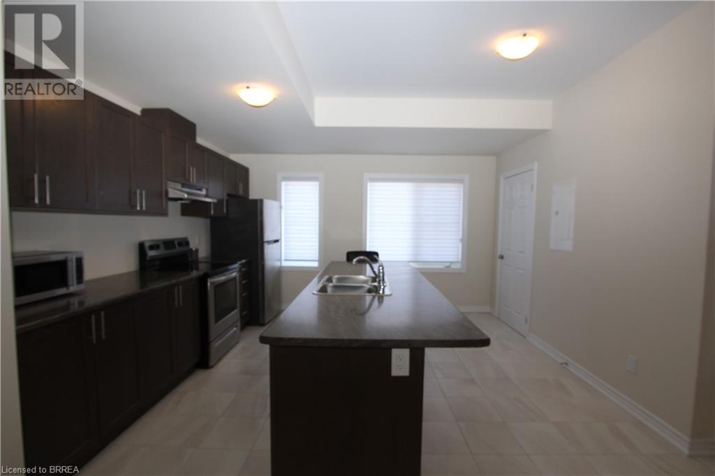677 Park Road N Unit# 13, Brantford, Ontario  N3R 0A2 - Photo 7 - 40723321