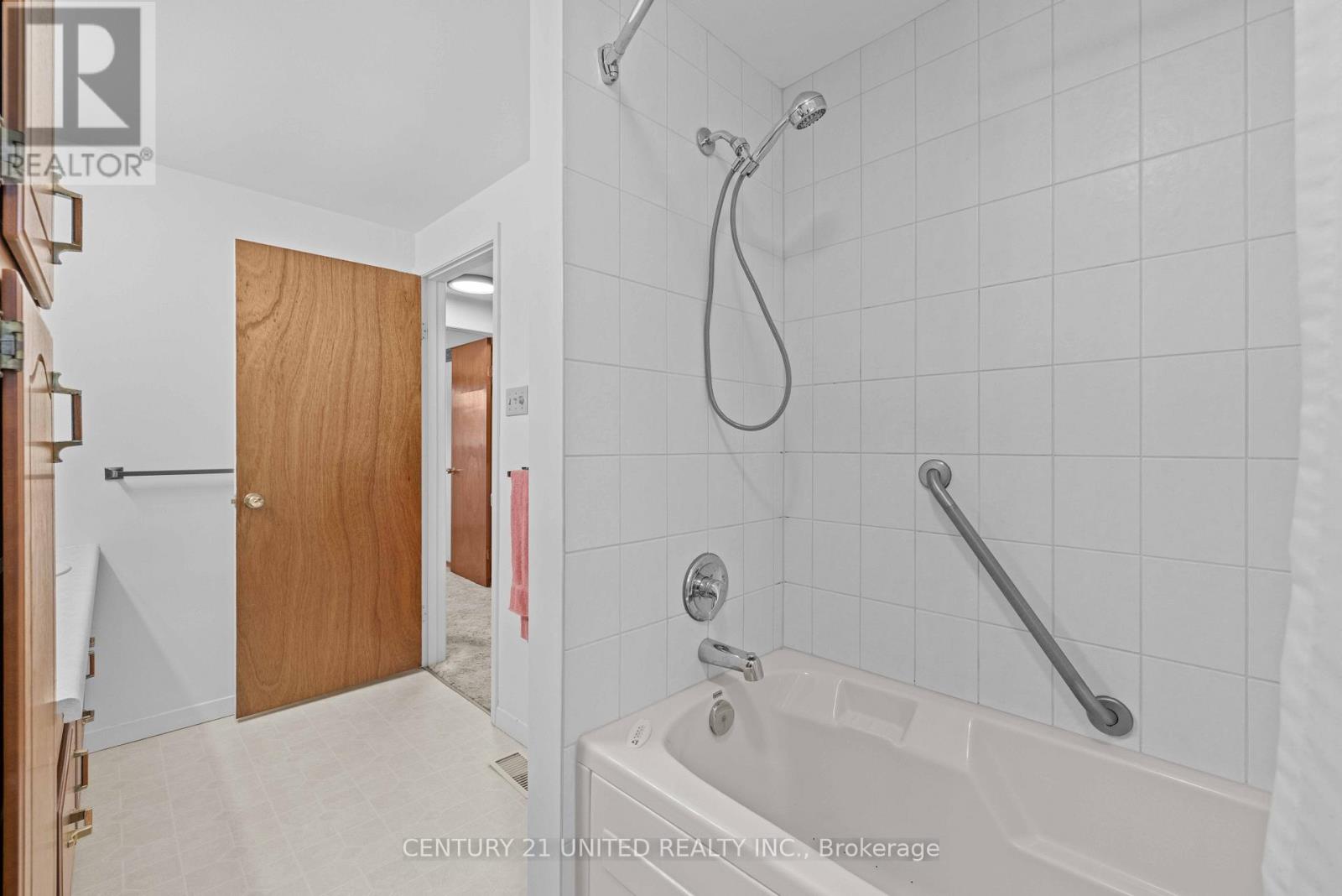 1219 Bridle Drive, Peterborough West, Ontario K9J 7J7 - Photo 20 - X12115507