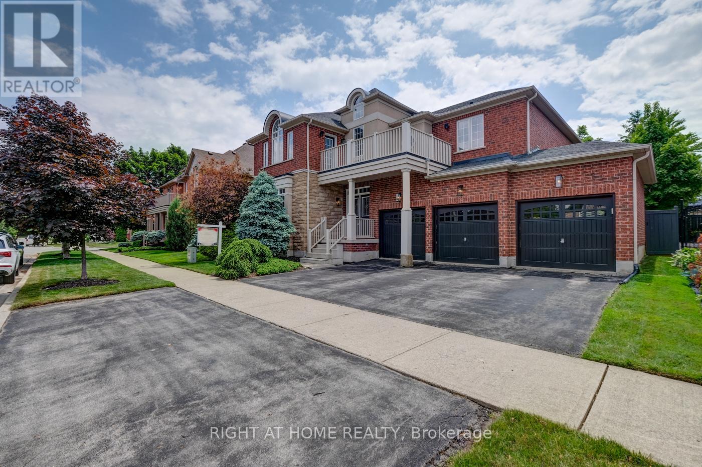 Property at 41 WATERCLIFF PLACE image 1