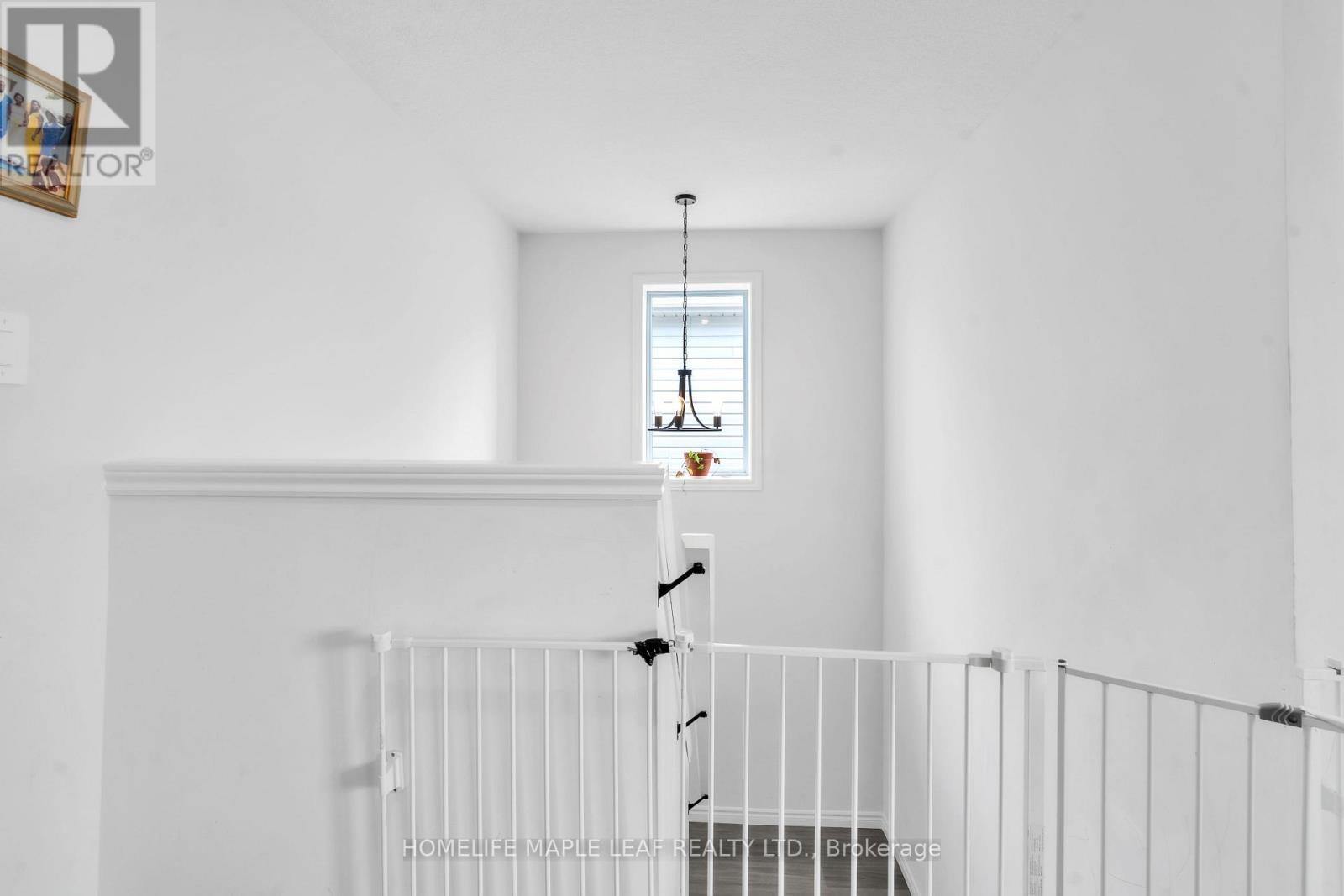 Photo 14 of 29 for 223 Byers Street