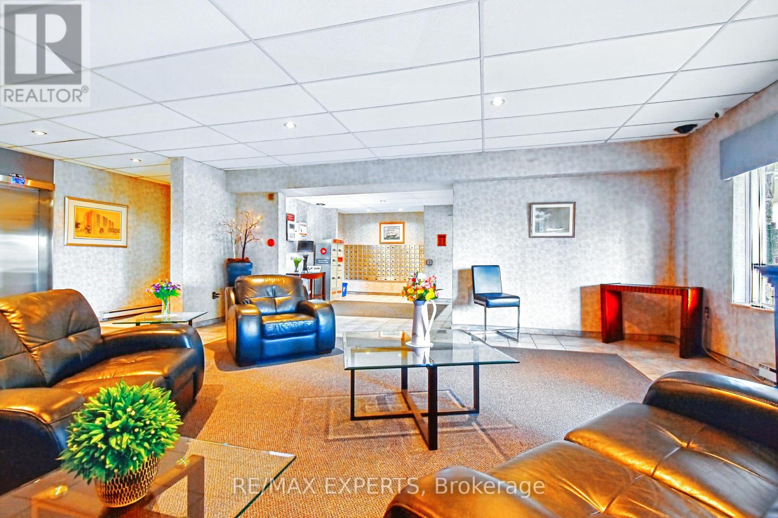 Property at 410 - 8591 RIVERSIDE DRIVE E image 5