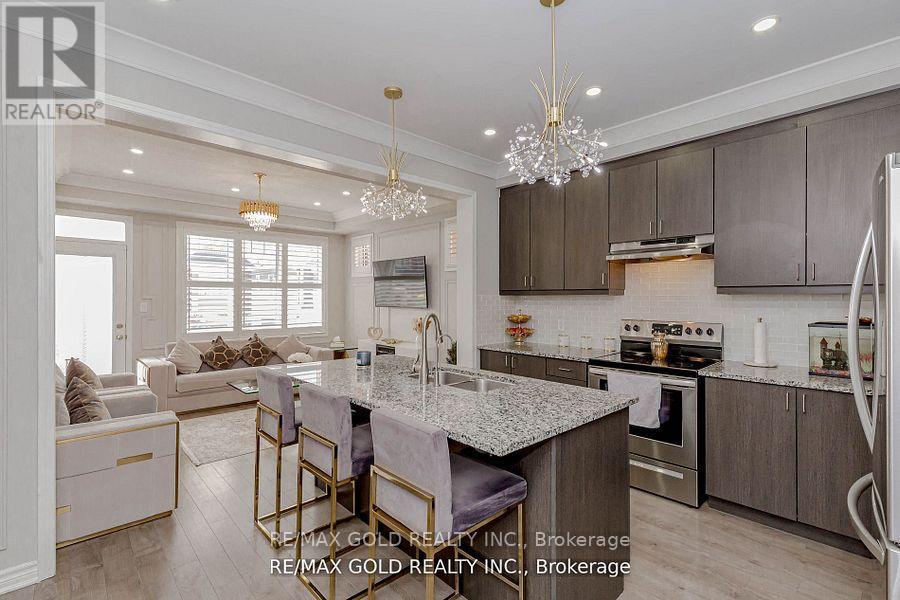 Property at 297 EQUESTRIAN WAY image 1