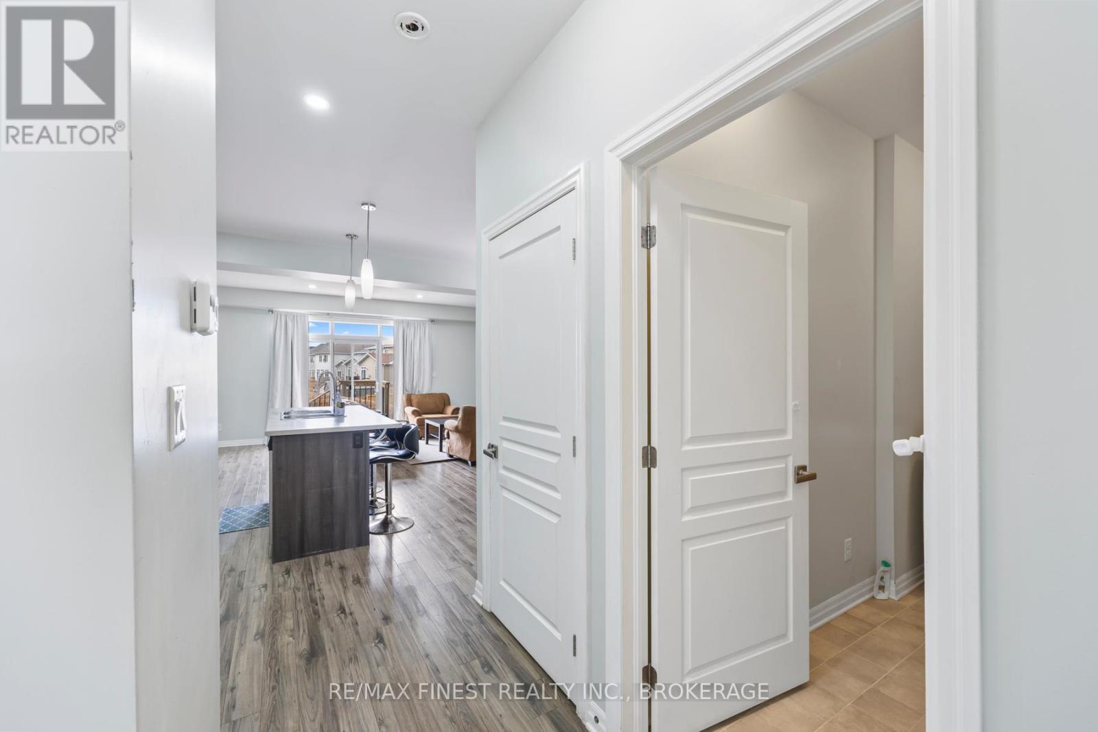 931 Riverview Way, Kingston, Ontario  K7K 0J4 - Photo 6 - X12114979