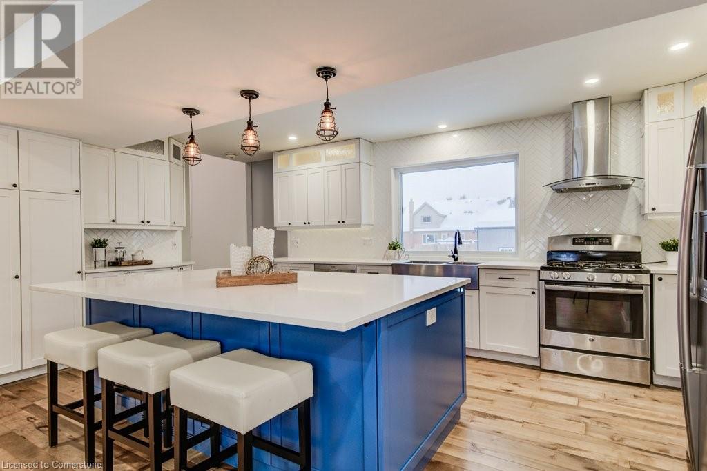 Property at 1100 BLEAMS Road image 3
