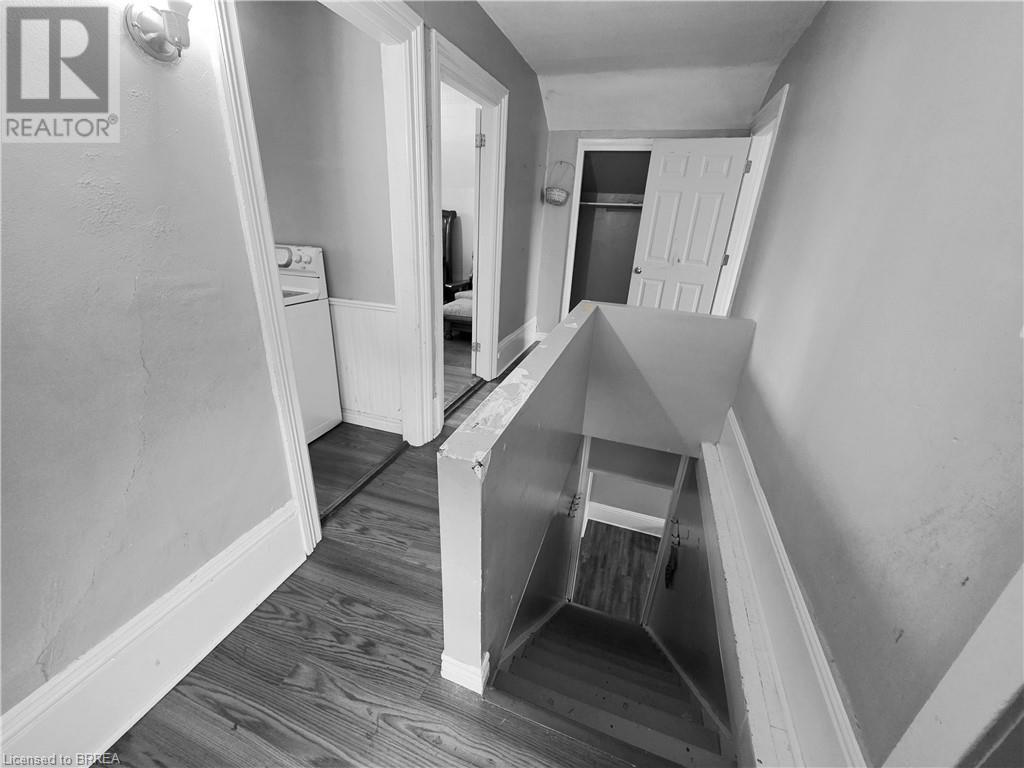 109 Sydenham Street Unit# Upper, Brantford, Ontario N3R 3Y7 - Photo 4 - 40709574