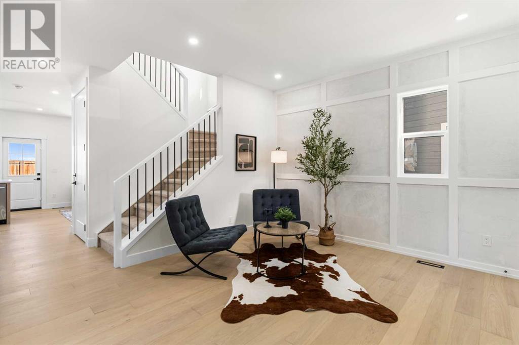 Property at 171 Panora Way NW image 4