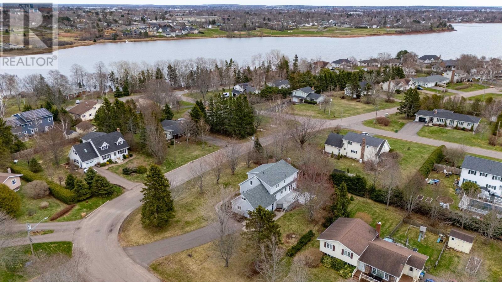 Property at 40 Bardin Crescent image 3