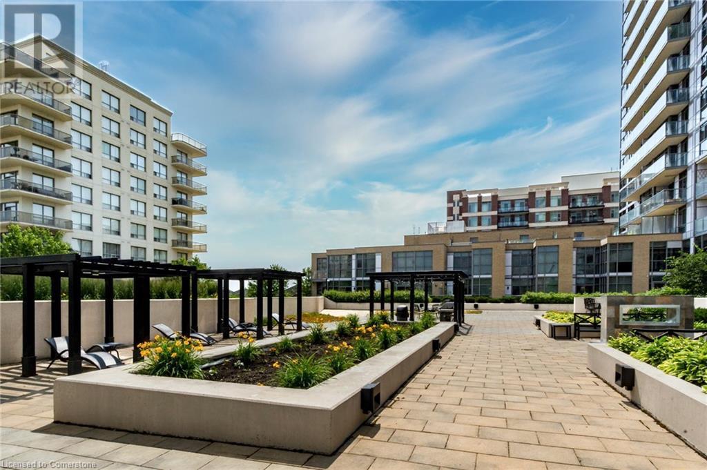 1940 Ironstone Drive Unit# 211, Burlington, Ontario  L7L 0E4 - Photo 45 - 40722203