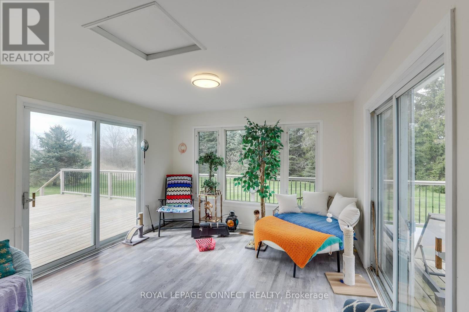 35383 Lake Line, Southwold, Ontario  N5L 1J1 - Photo 11 - X12107007