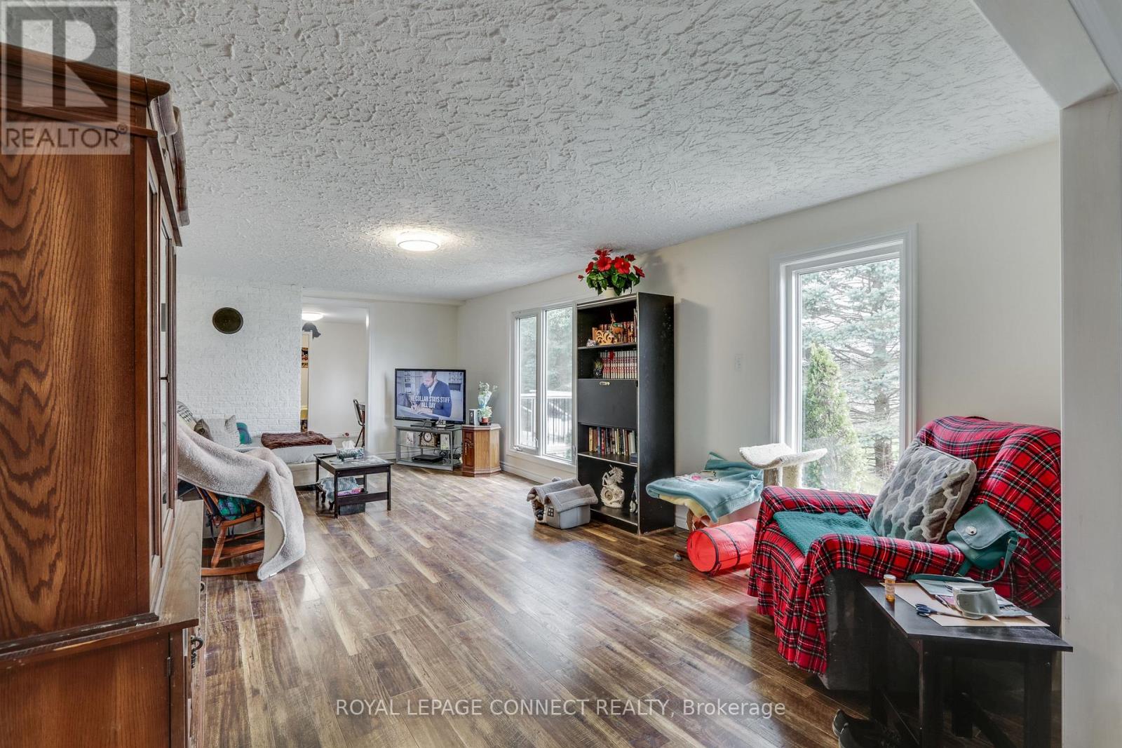 35383 Lake Line, Southwold, Ontario  N5L 1J1 - Photo 22 - X12107007