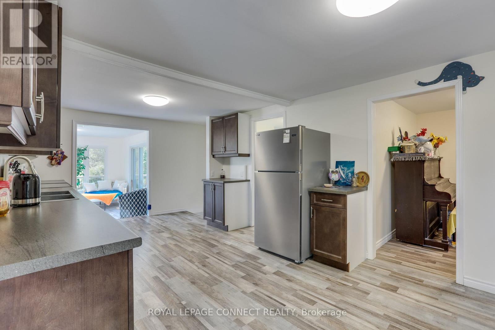 35383 Lake Line, Southwold, Ontario  N5L 1J1 - Photo 8 - X12107007