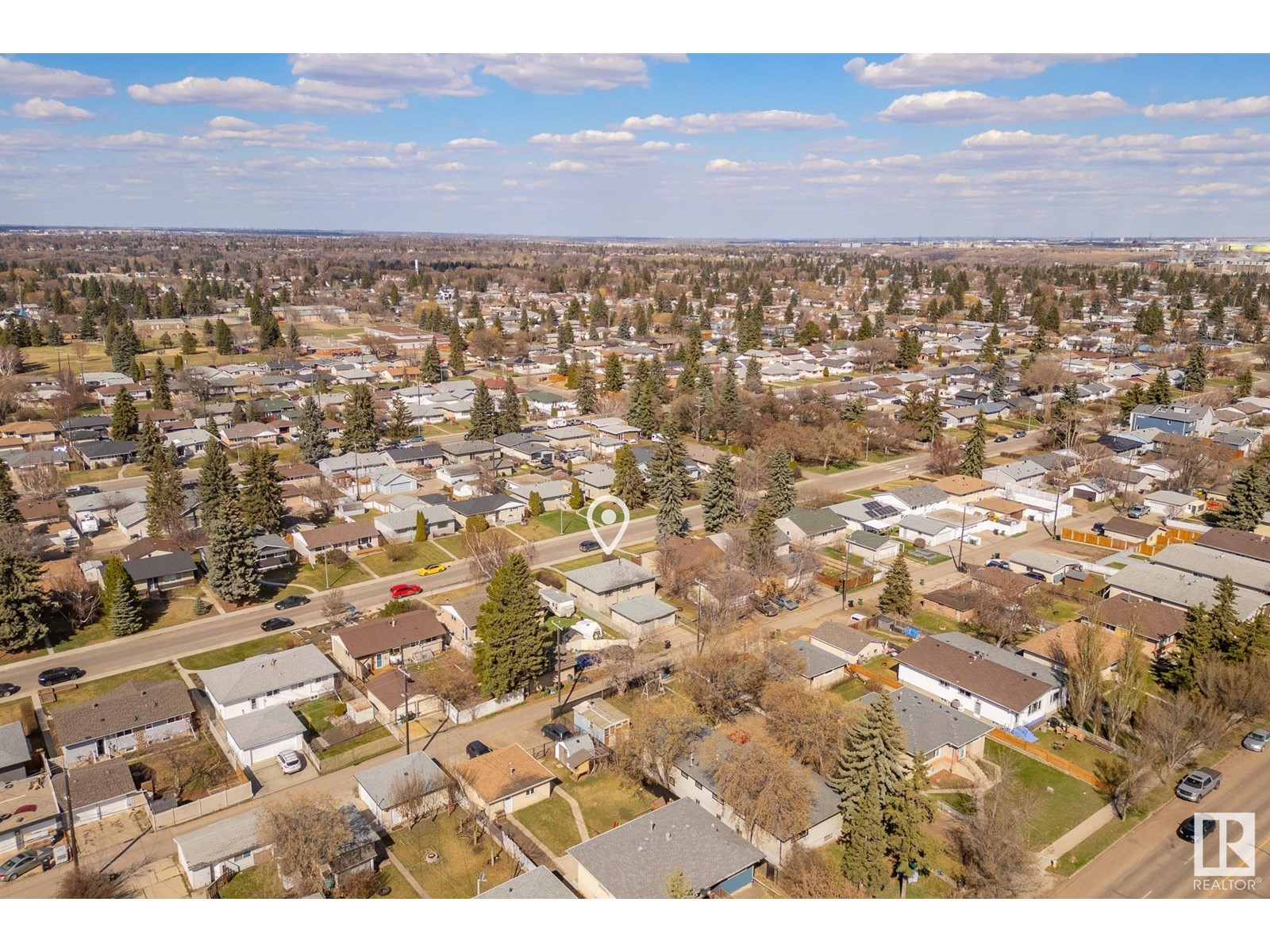 Property at 5727 101A AV NW image 3