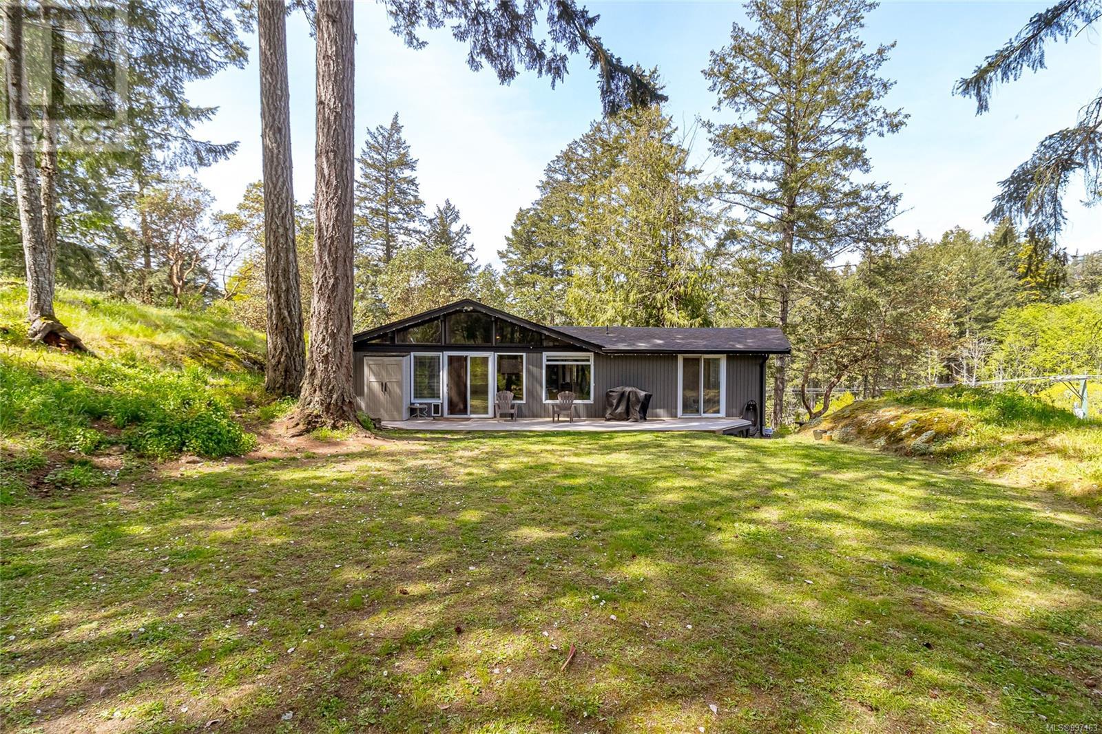 Property at 665 Latoria Rd image 1