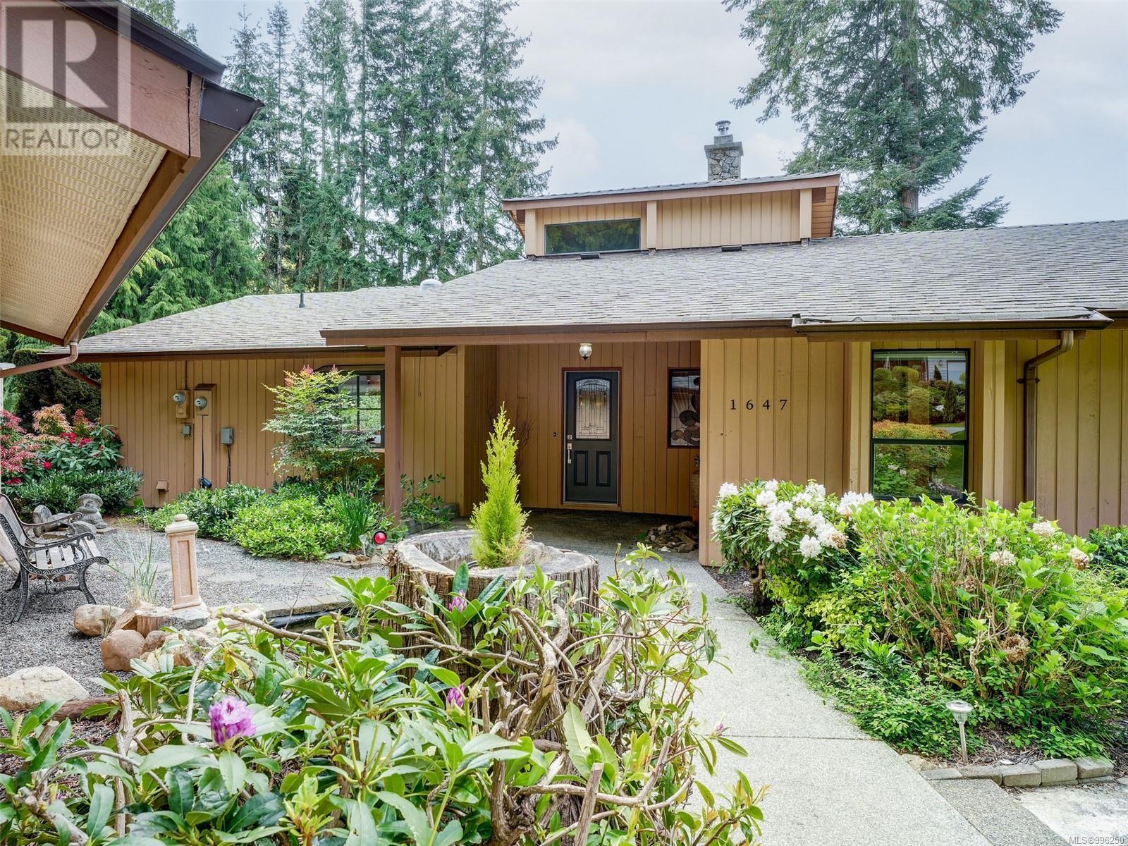 Property at 1647 Stuart Park Terr image 2