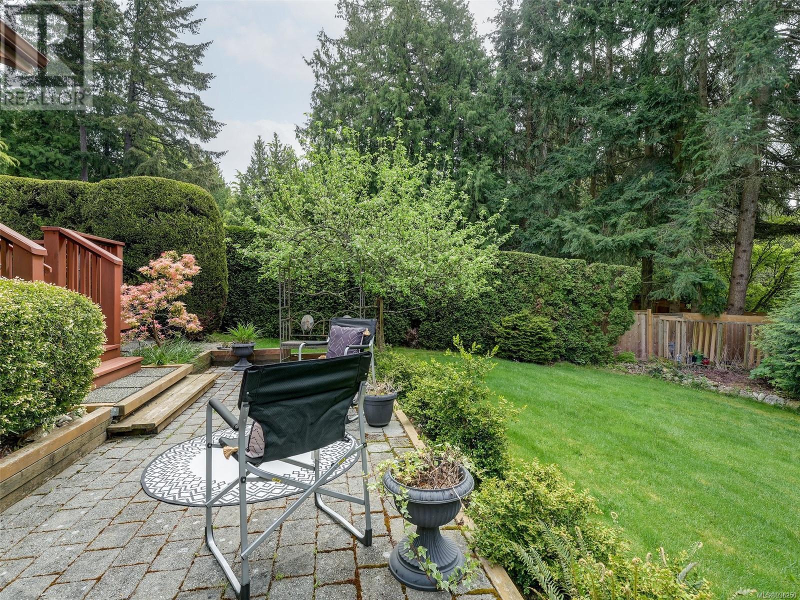 1647 Stuart Park Terr, North Saanich, British Columbia  V8L 4R6 - Photo 29 - 996250