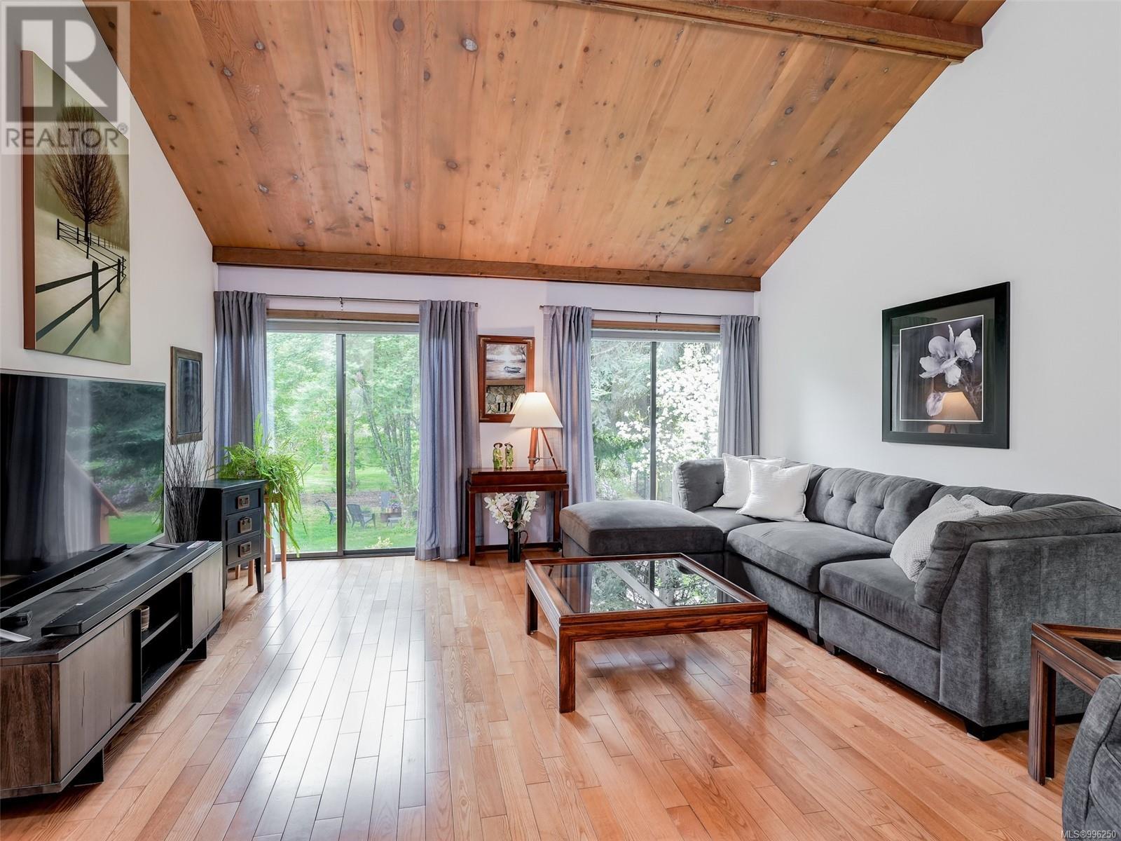 Property at 1647 Stuart Park Terr image 4