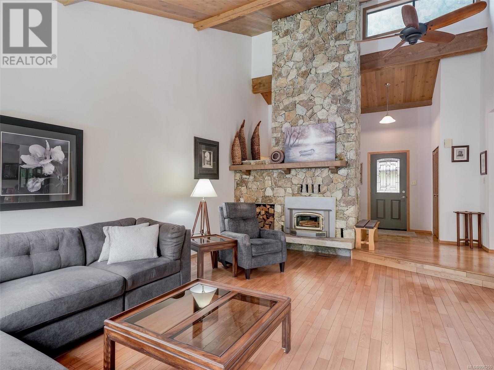 Property at 1647 Stuart Park Terr image 5