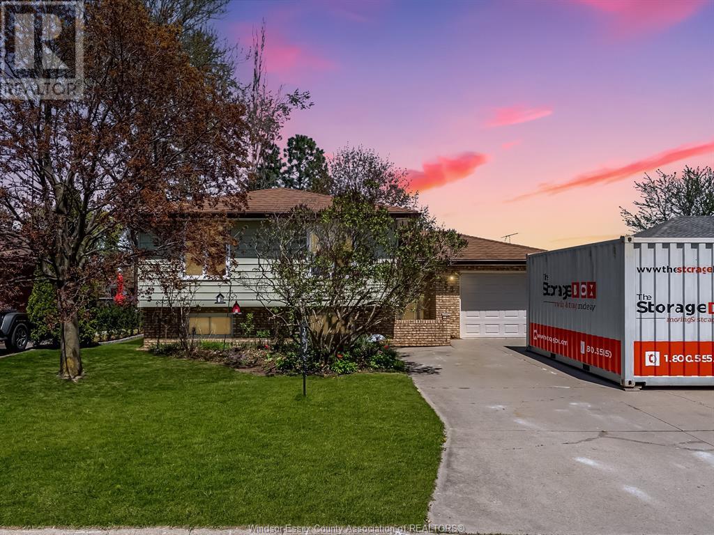 MLS# 25006453: 252 Taylor ROAD, Harrow, Canada