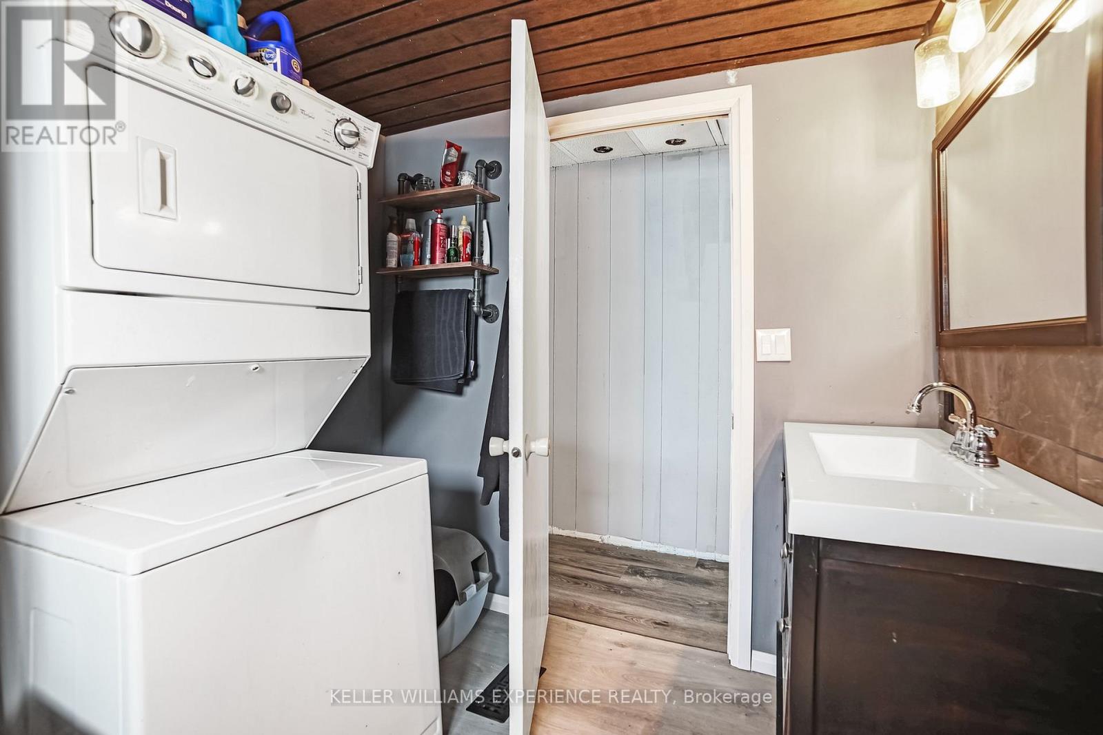 2 East Street, Essa, Ontario  L0M 1B1 - Photo 10 - N12098910