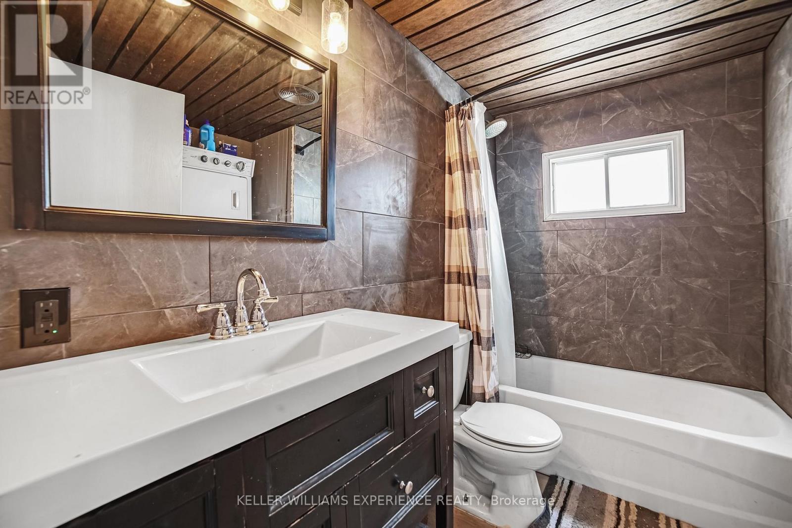 2 East Street, Essa, Ontario  L0M 1B1 - Photo 9 - N12098910