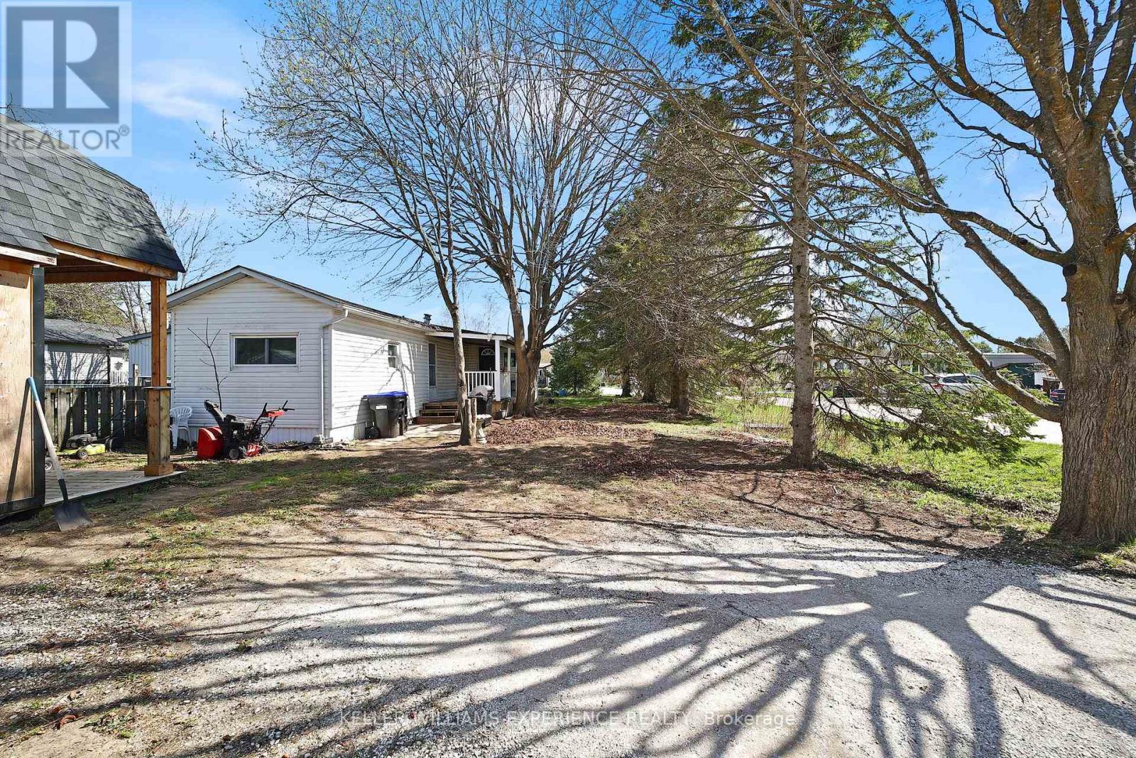 2 East Street, Essa, Ontario  L0M 1B1 - Photo 1 - N12098910