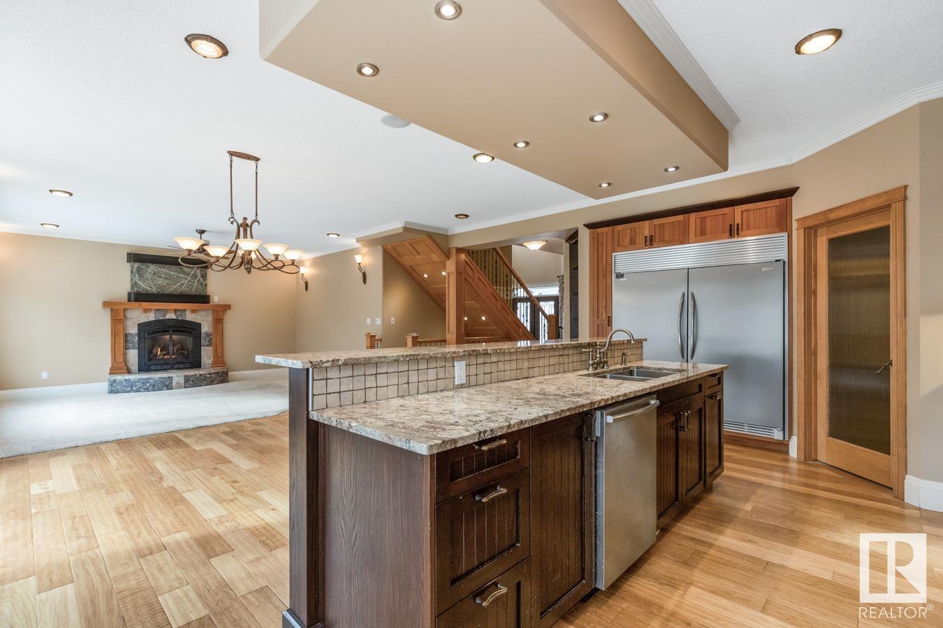 Property at 27 KINGDOM PL image 3