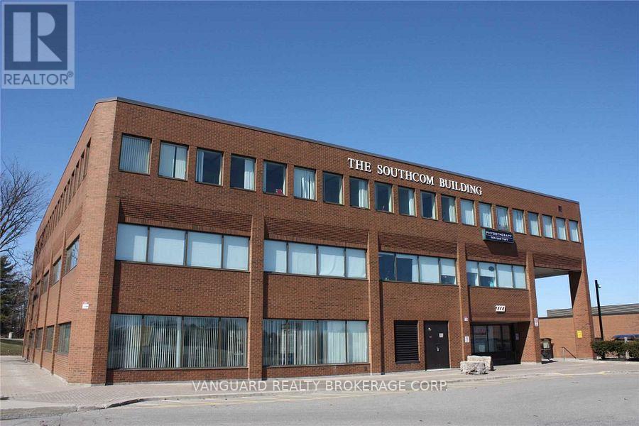 302b - 2227 South Mill Way, Mississauga, Ontario  L5L 3R6 - Photo 3 - W12095153