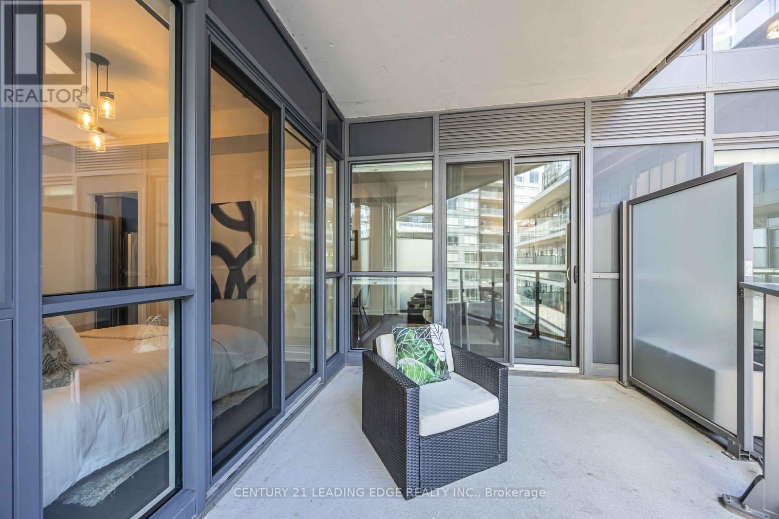 621 - 10 Park Lawn Road, Toronto, Ontario  M8V 0H9 - Photo 18 - W12069088
