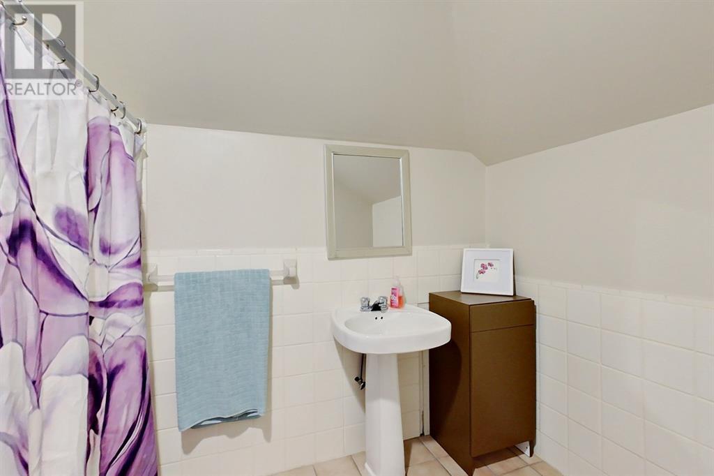 5727 45 Avenue, Lacombe, Alberta  T4L 1M6 - Photo 13 - A2209668