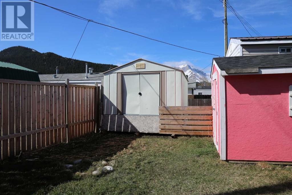 4, 6101 20 Avenue, Coleman, Alberta  T0K 0M0 - Photo 7 - A2215710