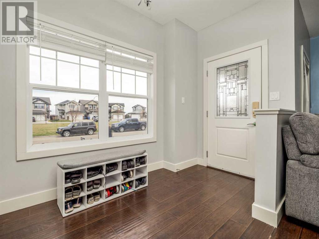 Property at 407 Keystone Chase W image 3
