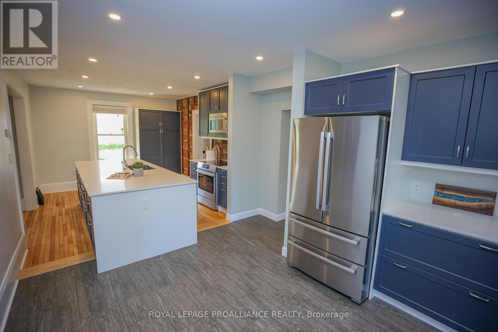 1379 County Road 2 Road W, Elizabethtown-Kitley, Ontario  K6V 5T3 - Photo 7 - X12115578