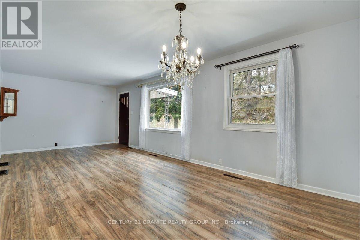 Property at 7 FARADAY STREET image 3
