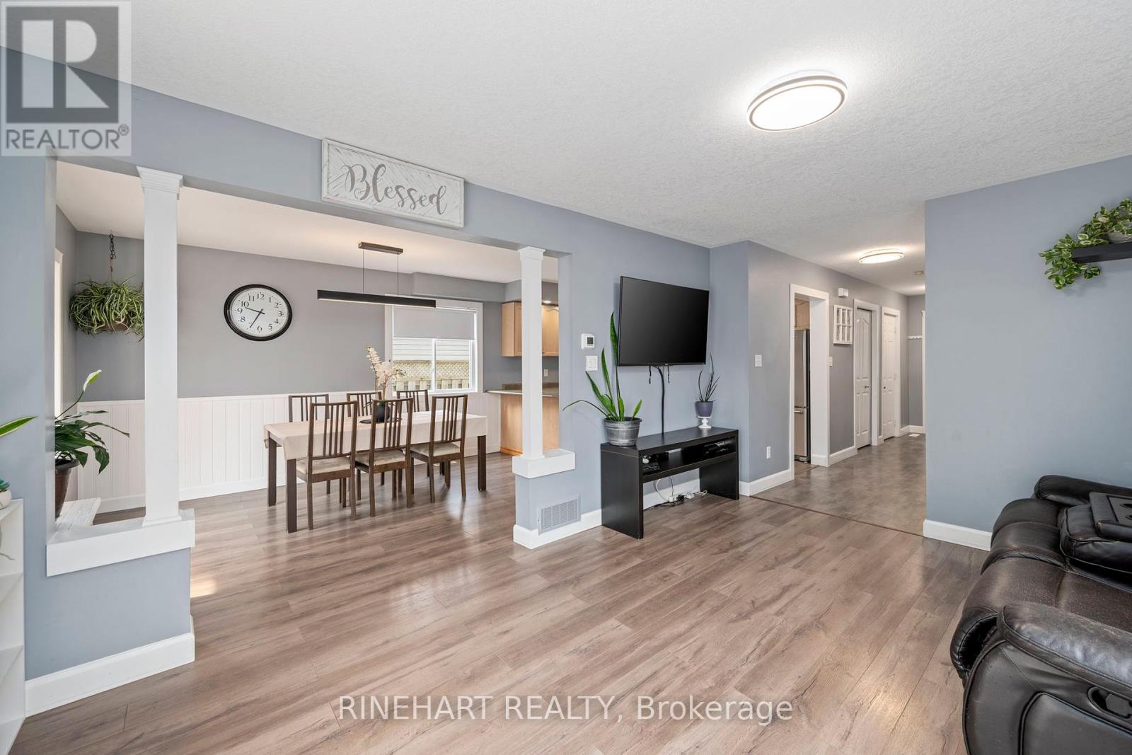 881 Railton Avenue, London East, Ontario  N5V 4W3 - Photo 11 - X12115732