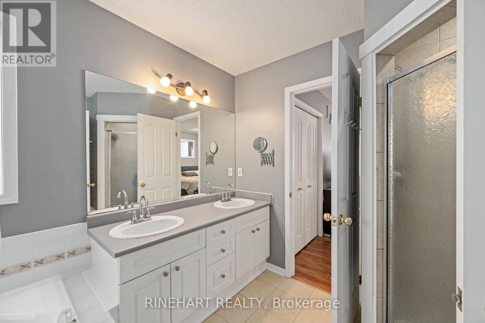 881 Railton Avenue, London East, Ontario  N5V 4W3 - Photo 17 - X12115732