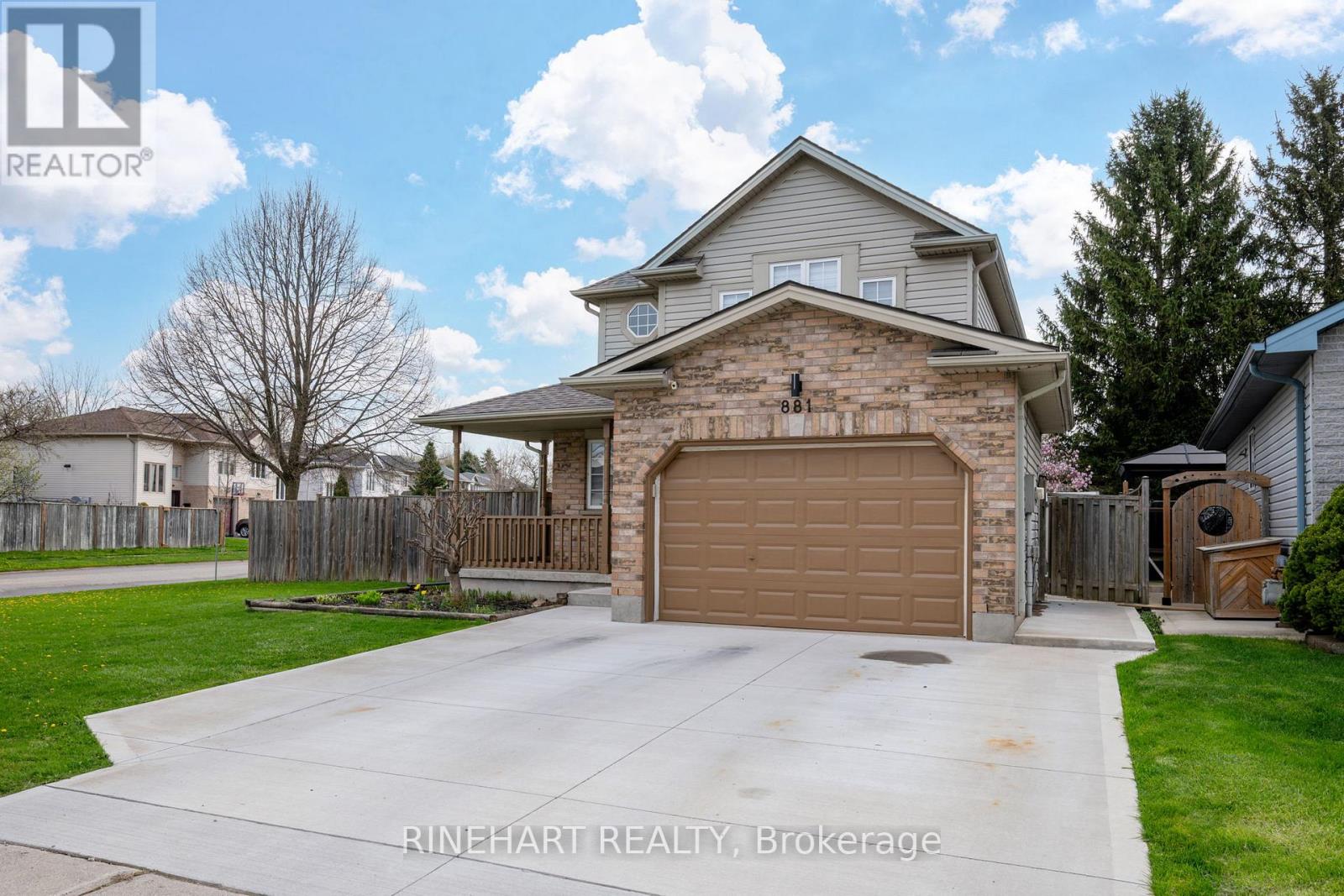881 Railton Avenue, London East, Ontario  N5V 4W3 - Photo 2 - X12115732