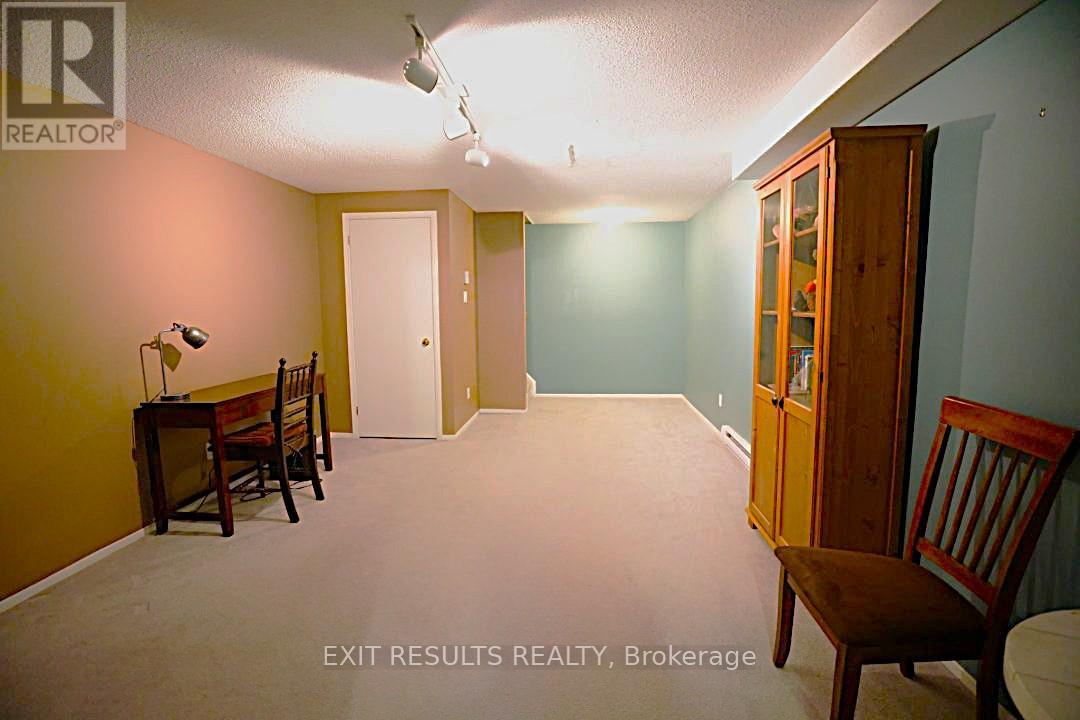 110 - 1825 Marsala Crescent, Ottawa, Ontario  K4A 2E7 - Photo 17 - X12115655