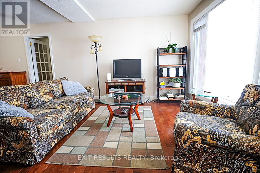 110 - 1825 Marsala Crescent, Ottawa, Ontario  K4A 2E7 - Photo 9 - X12115655