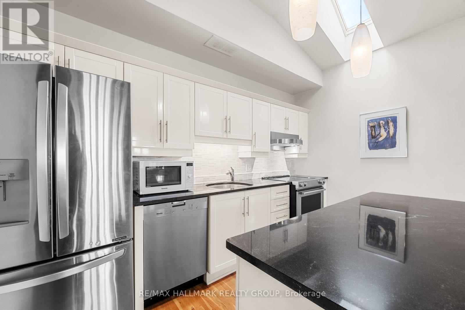 502 - 589 Rideau Street, Ottawa, Ontario  K1N 6A1 - Photo 15 - X12115665