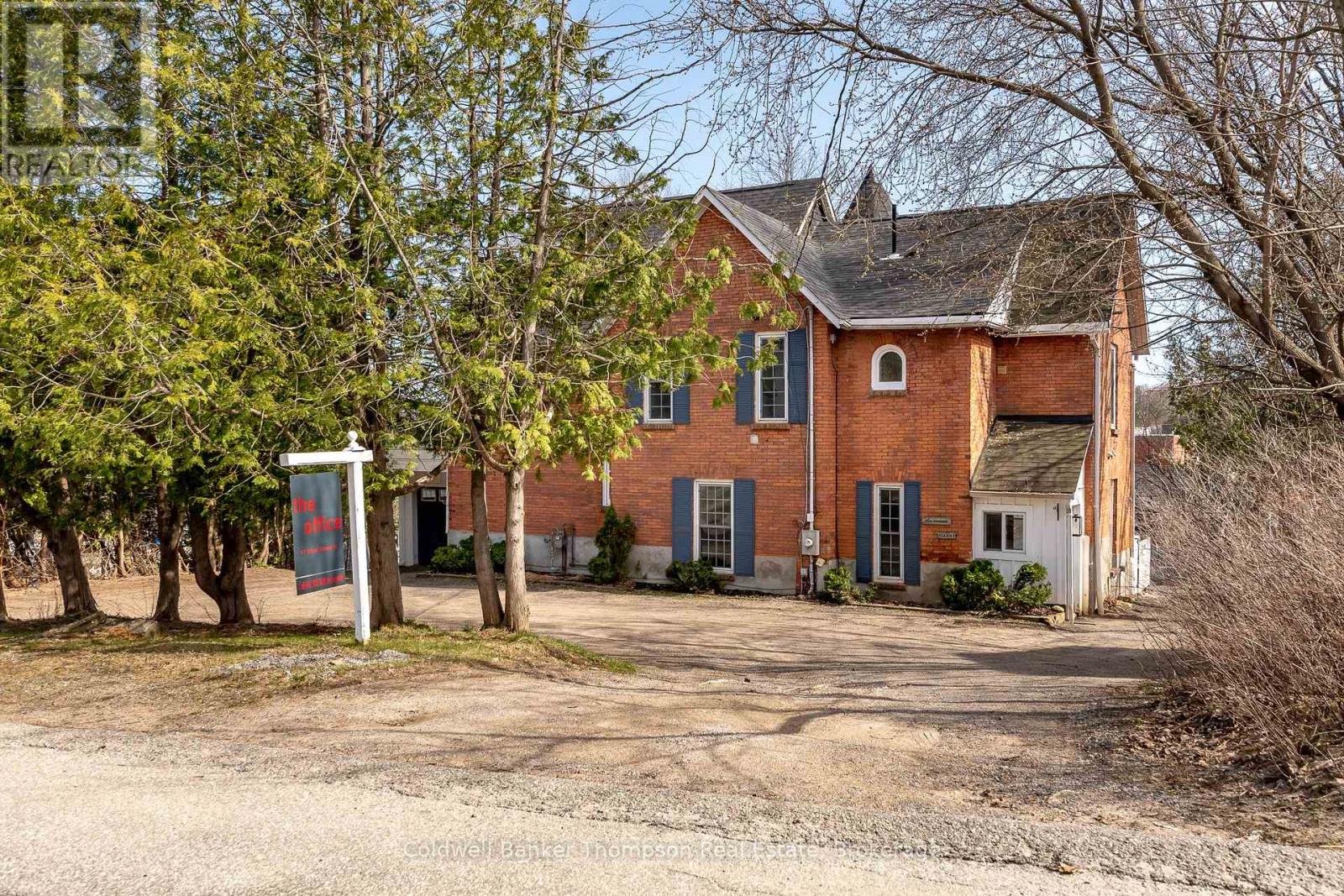 17 West Street N, Huntsville, Ontario  P1H 1X6 - Photo 40 - X12115543