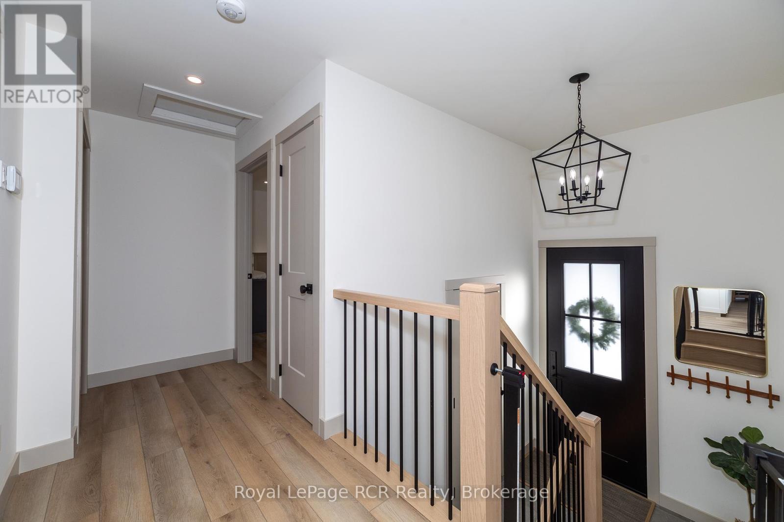 126 West Street, Georgian Bluffs, Ontario  N4K 5N7 - Photo 24 - X12115560