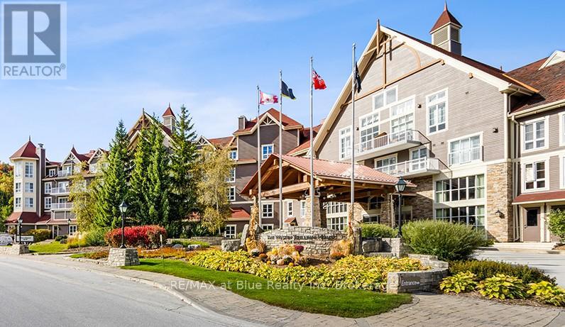 352 - 220 Gord Canning Drive, Blue Mountains, Ontario  L9Y 0V2 - Photo 2 - X12115678
