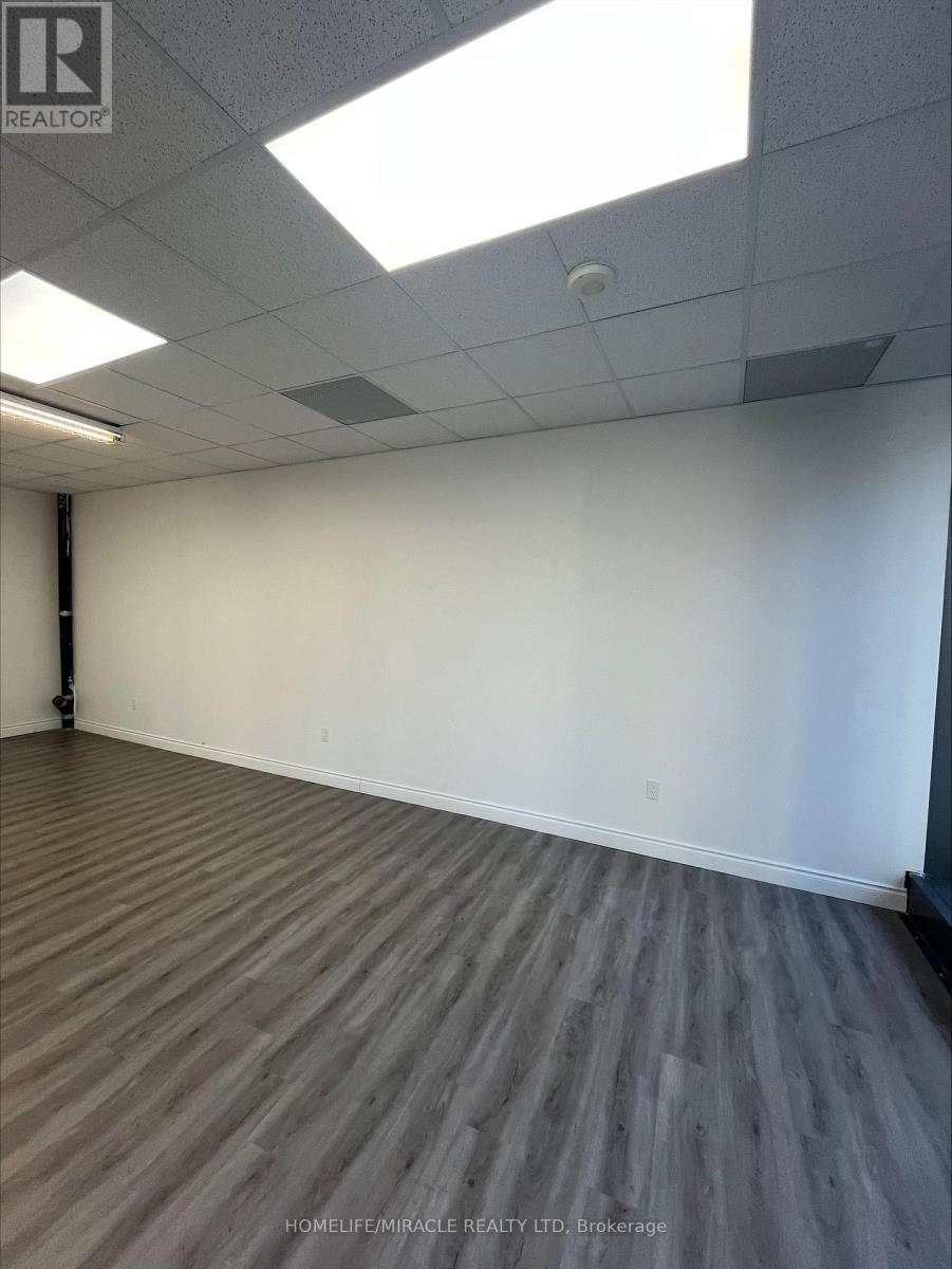 215 - 15 Wellesley Street W, Toronto, Ontario  M4Y 1E8 - Photo 11 - C12010877