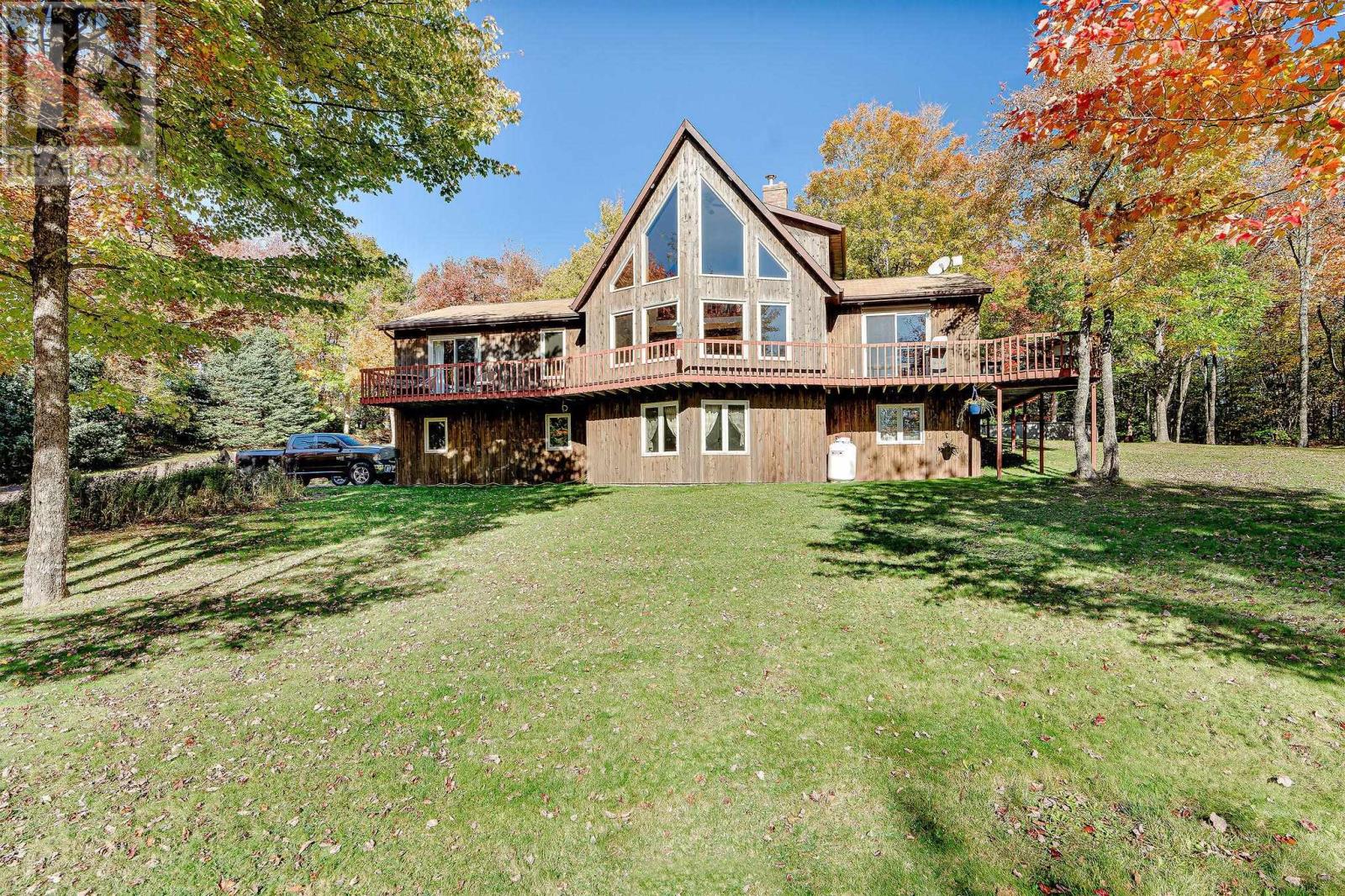 2574 New Glasgow Road, New Glasgow, Prince Edward Island  C0A 1N0 - Photo 1 - 202509434
